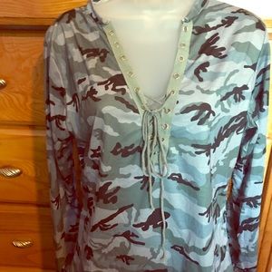 Long sleeve camouflage top